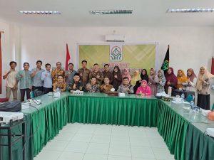 TINJAUAN KURIKULUM PROGRAM STUDI HUKUM EKONOMI SYARIAH: PROFIL LULUSAN HES SIAP BERSAING DI DUNIA INDUSTRI